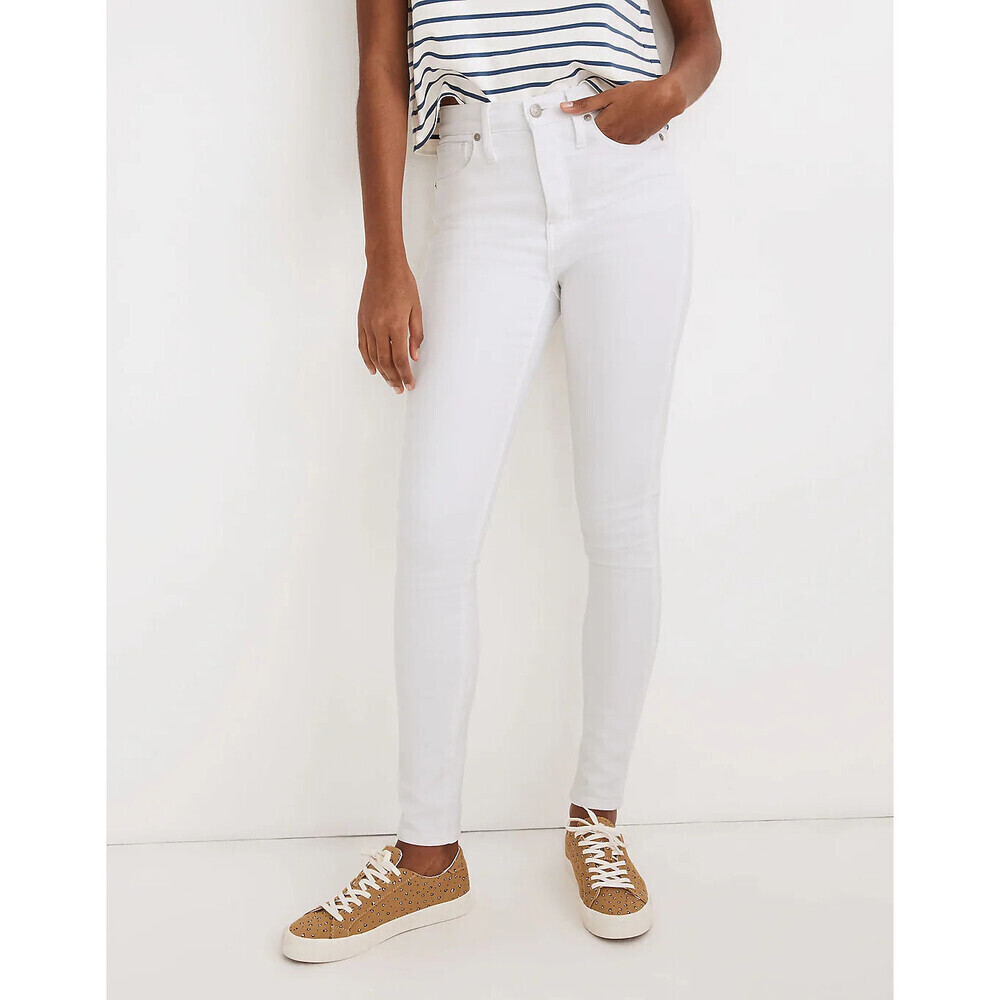 Madewell Women's 10’’ High-Rise Skinny Jeans In White AJ233 Size 33 (Stain)